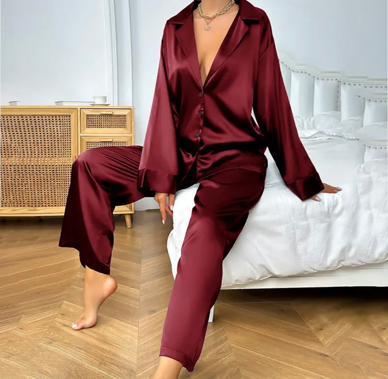 HILLARY SATIN PYJAMA SET | BLACK