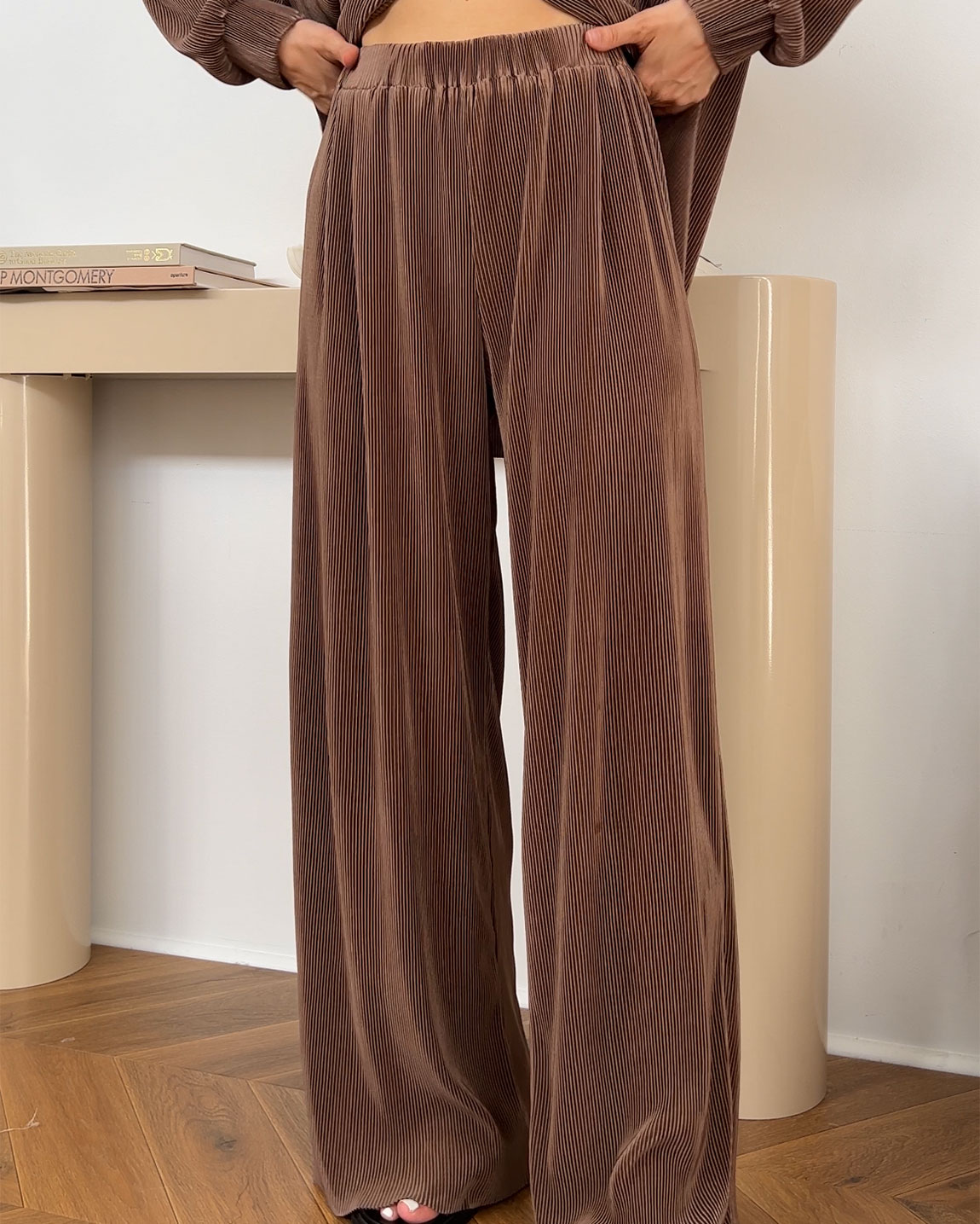 THE MILAN PANTS | BROWN