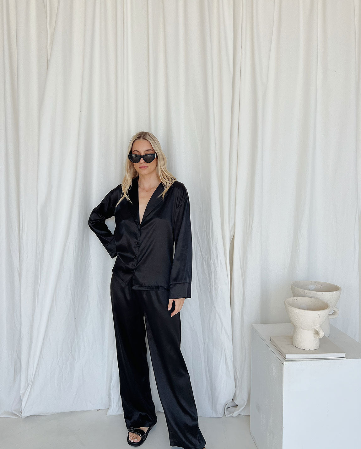 HILLARY SATIN PYJAMA SET | BLACK