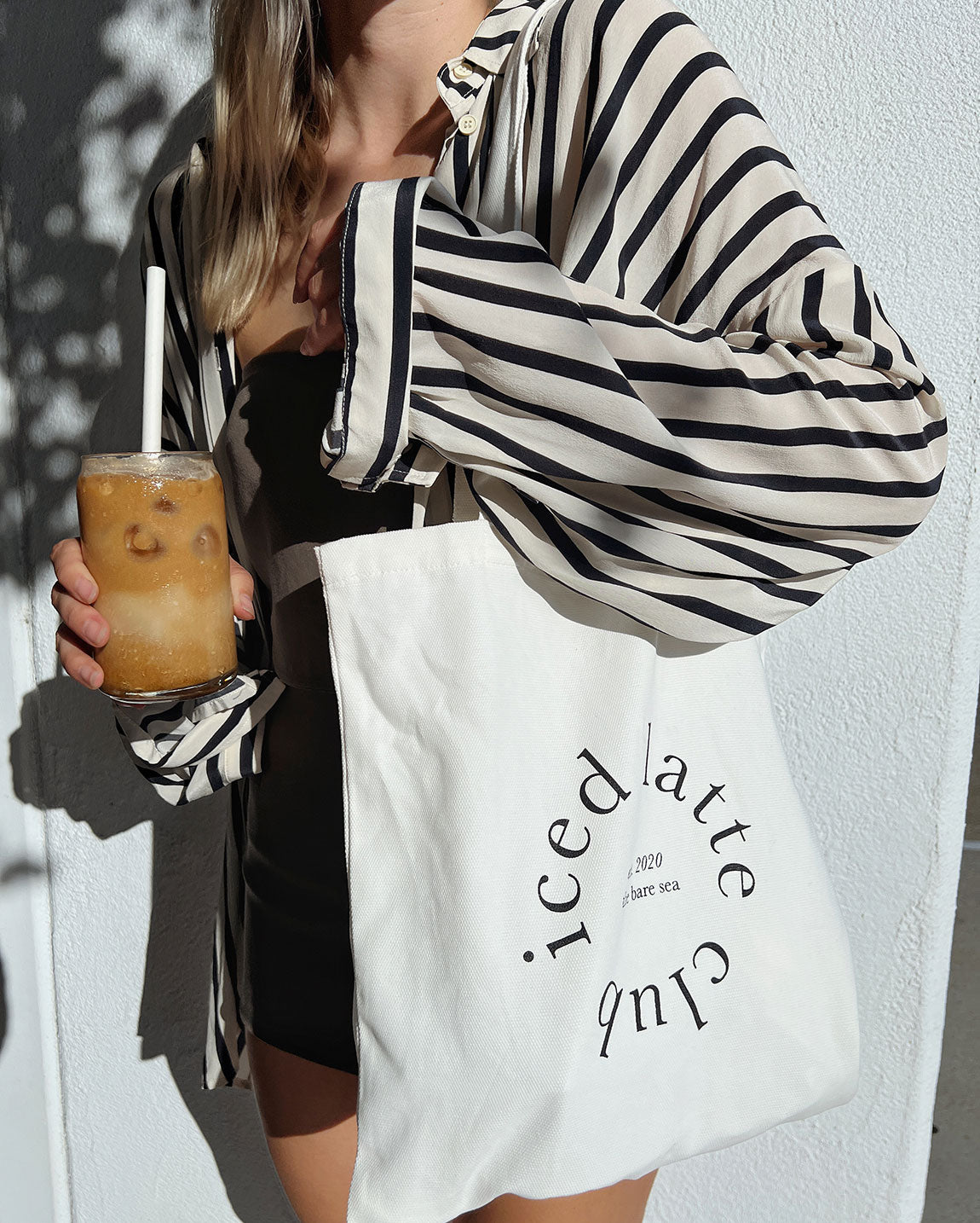 ICED LATTE CLUB Tote Bag