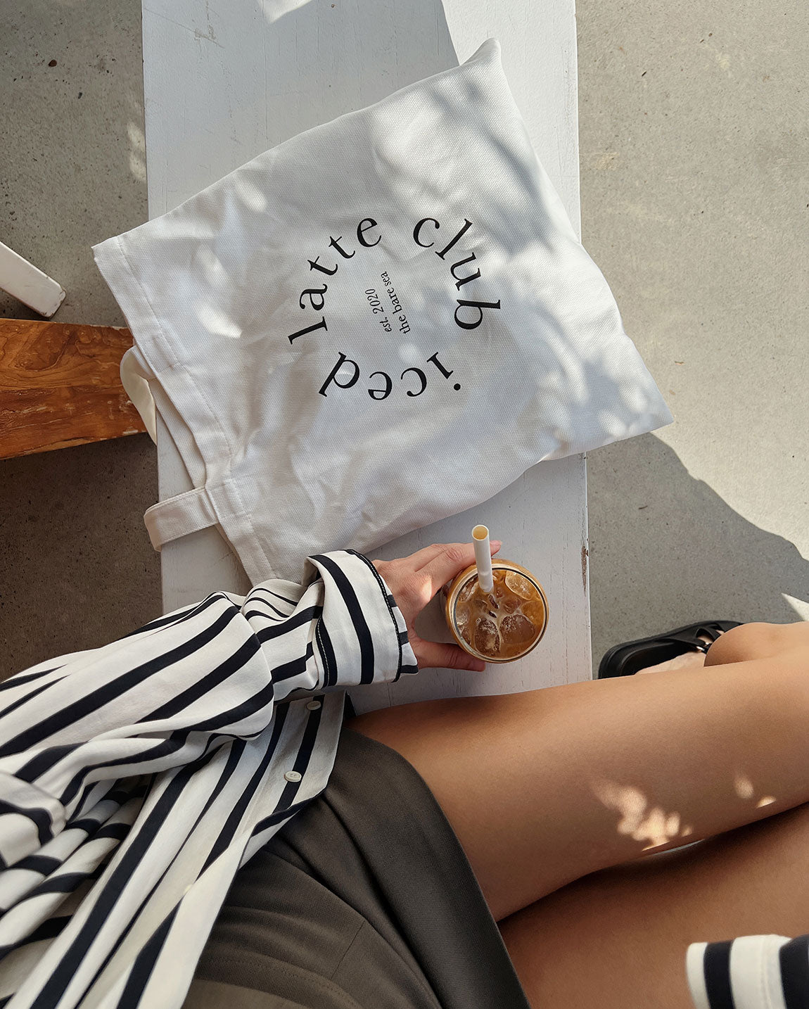 ICED LATTE CLUB Tote Bag