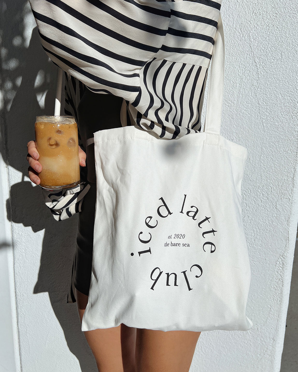 ICED LATTE CLUB Tote Bag