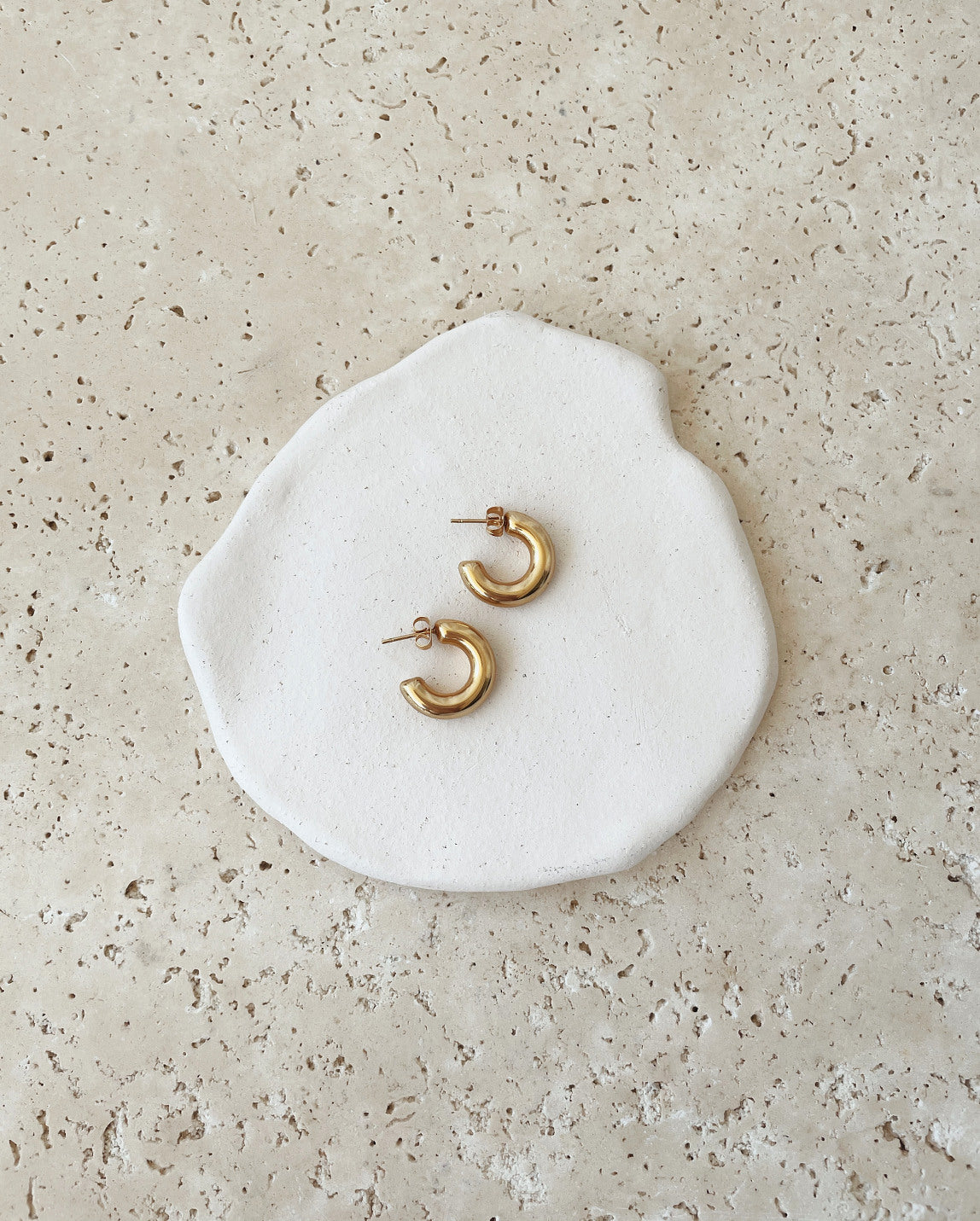 ALEX Medium Hoops | 18K Gold Plated
