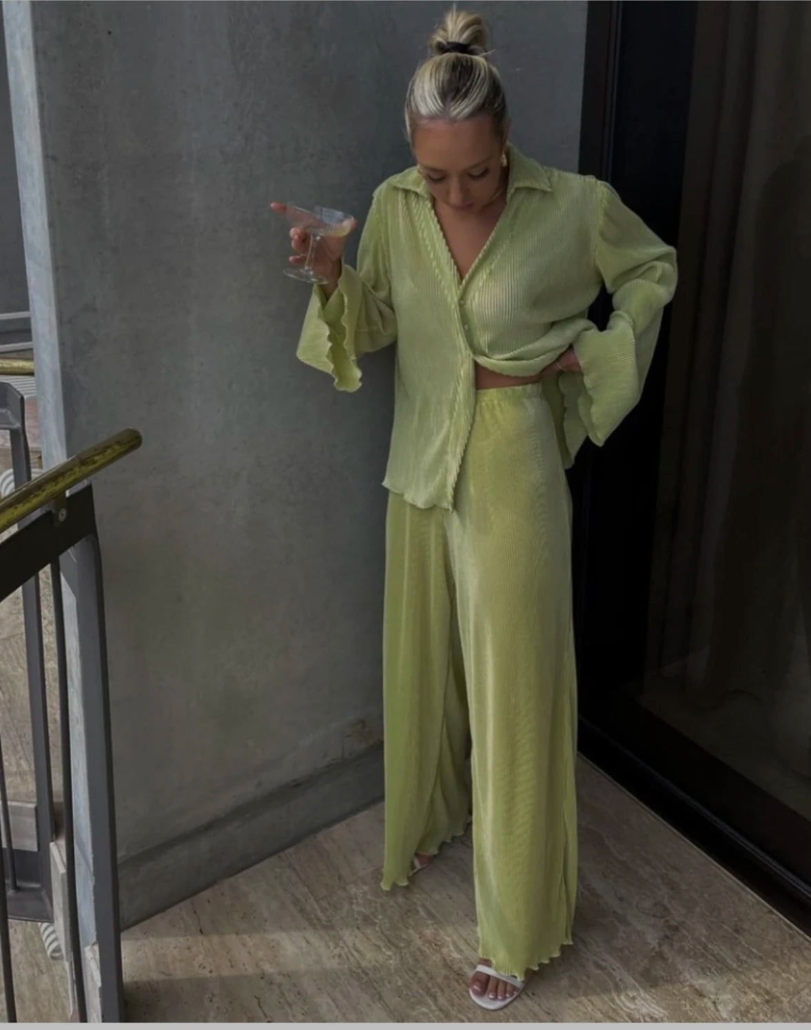 RESORT WEAR