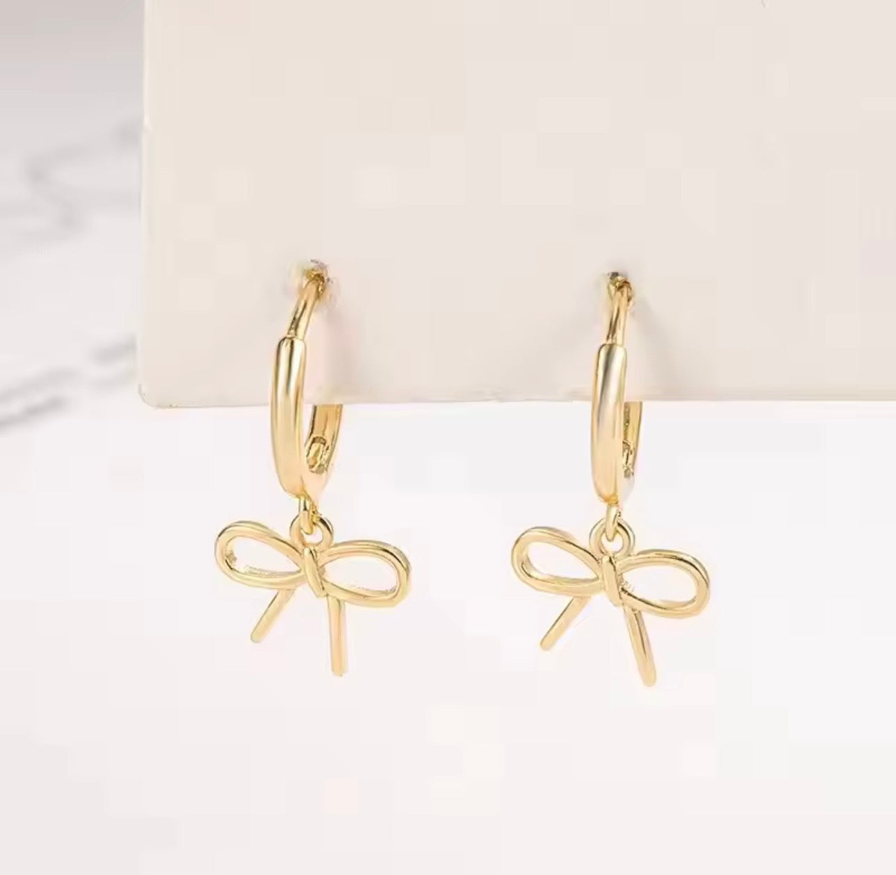 BOW EARRINGS