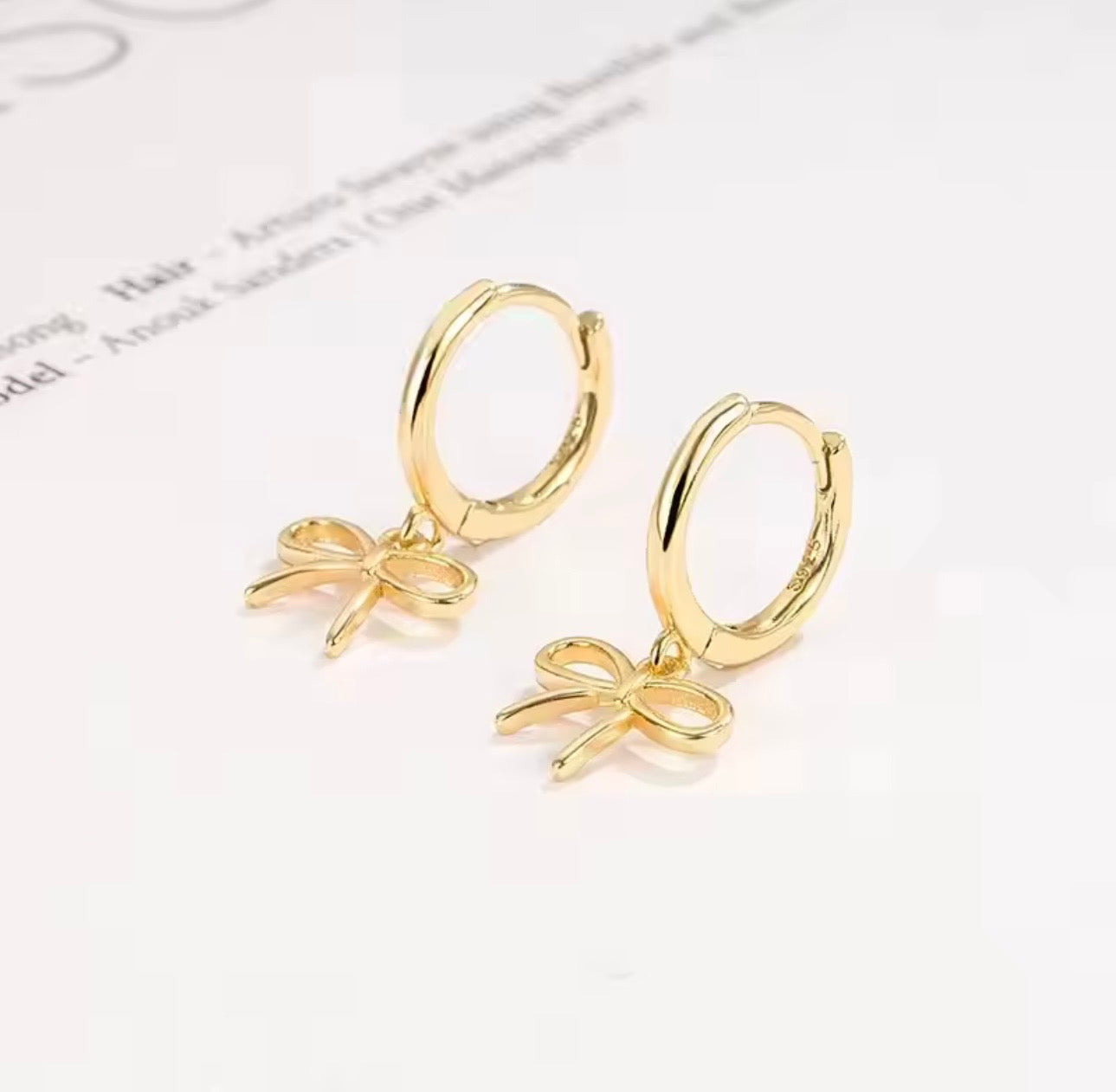 BOW EARRINGS