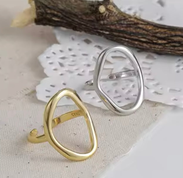 POPPY Oval Ring | 18K Gold Plated