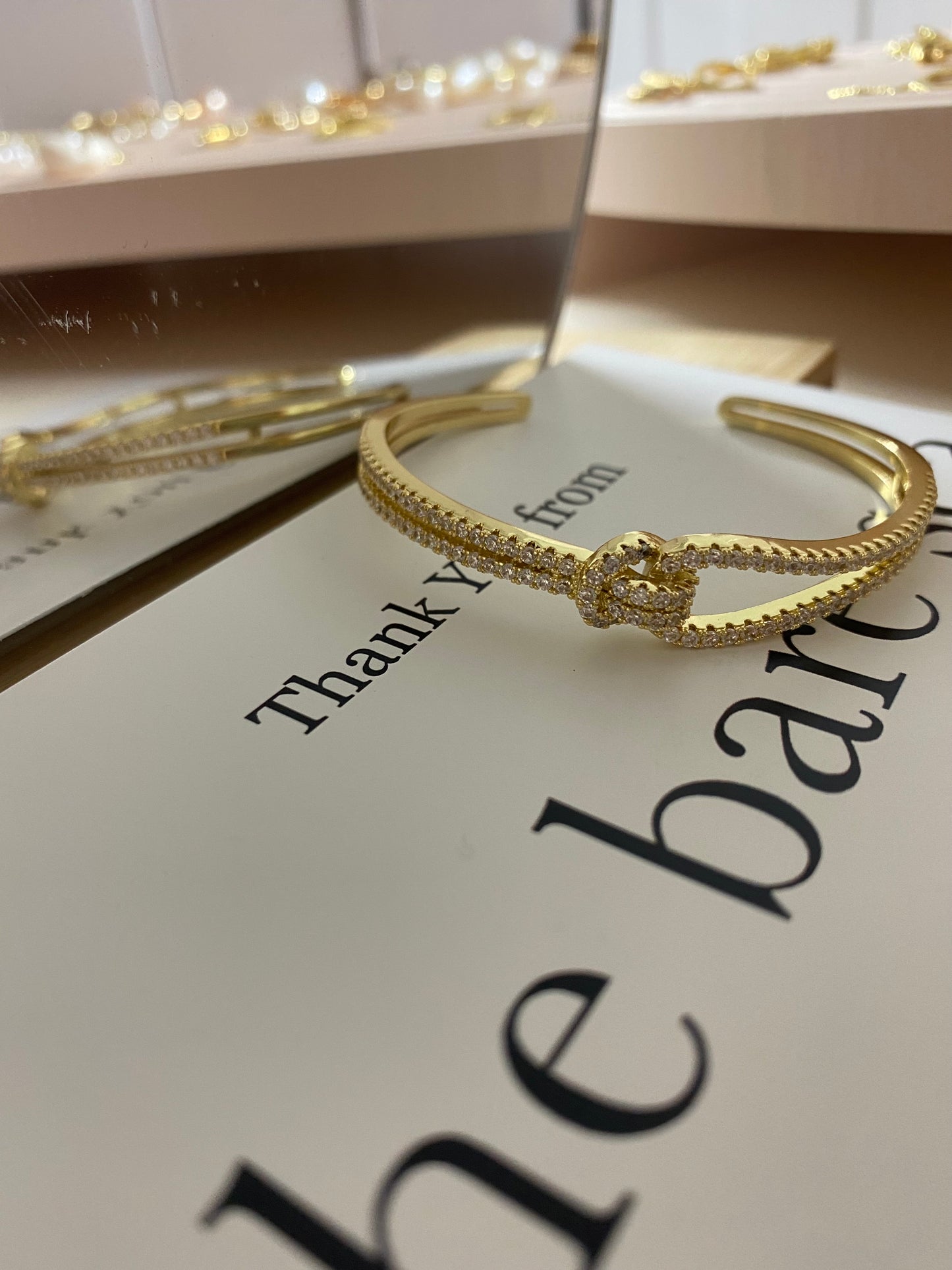 CALLI KNOT MINI BANGLE | 18K gold plated