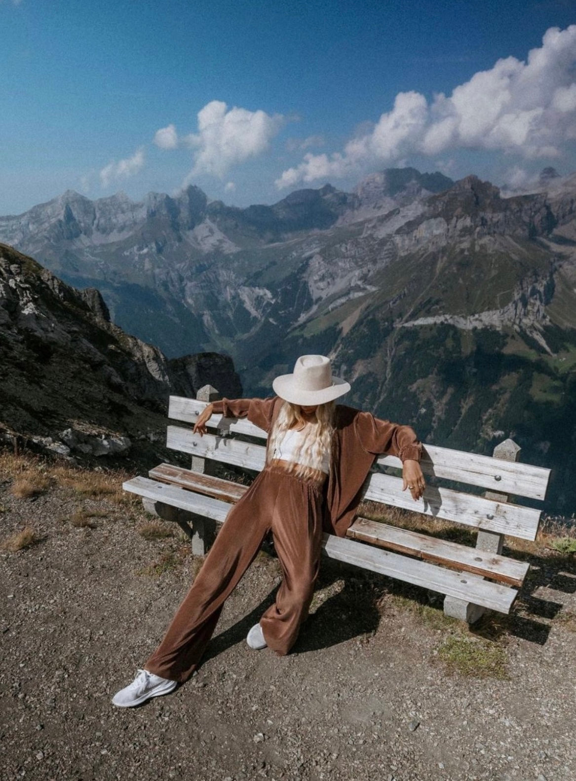 THE MILAN BLOUSE | BROWN