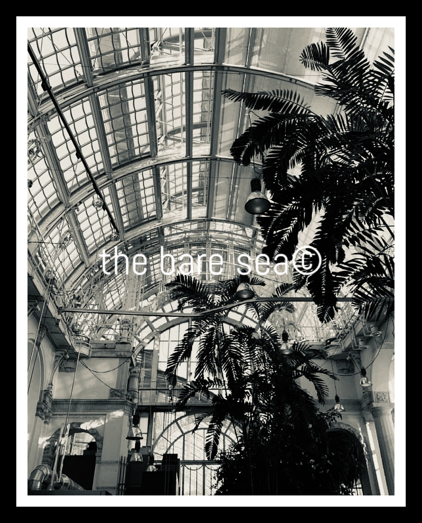 PRINT | NEUTRALS AUSTRALIA | INDOORS