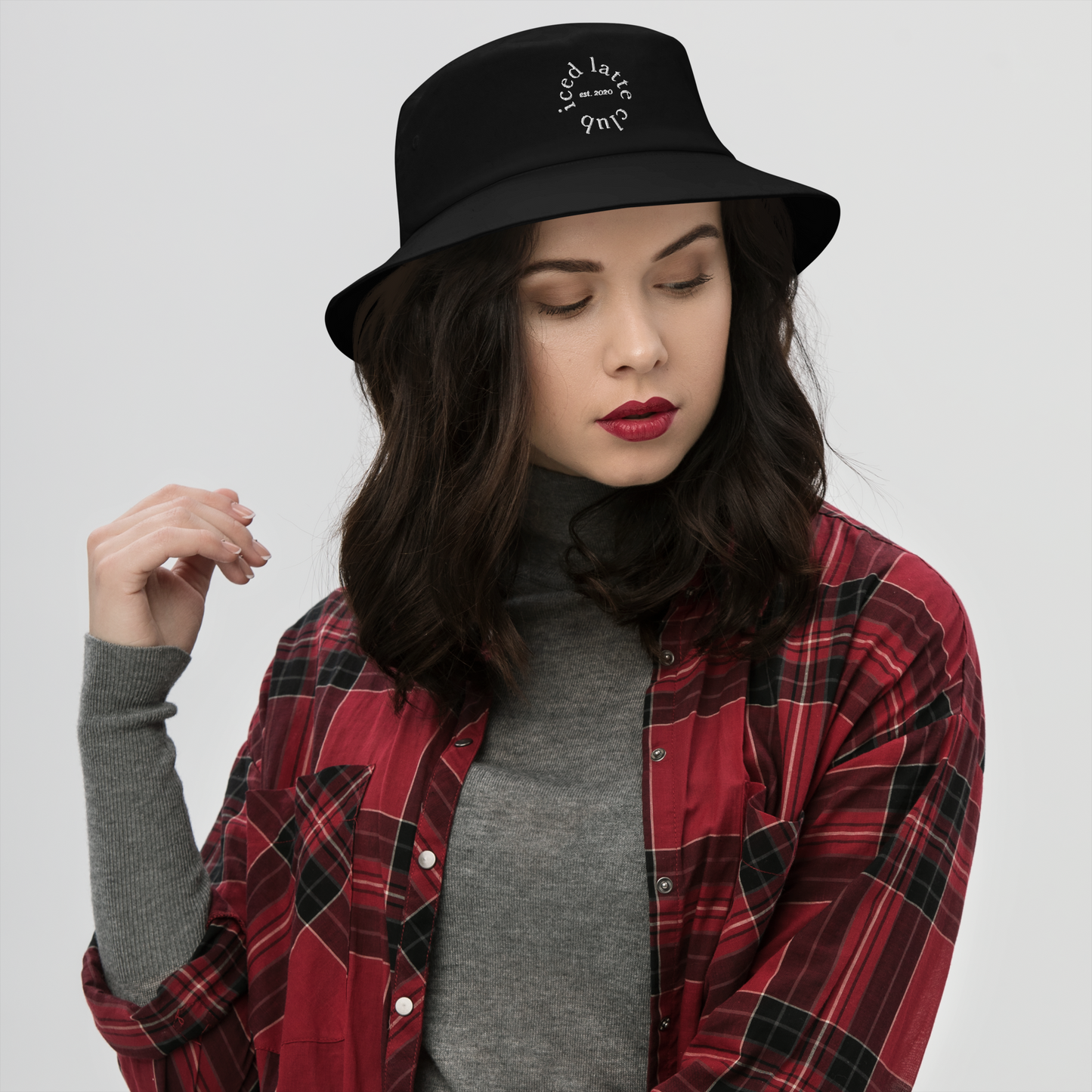 ICED LATTE CLUB | BUCKET HAT | BLACK