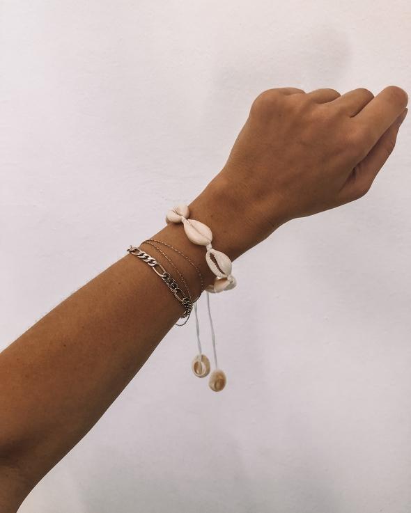 the bare sea cowrie shell bracelet anklet